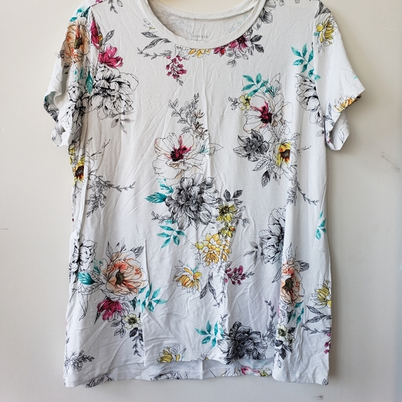 torrid Tops - Torrid super soft floral light tee